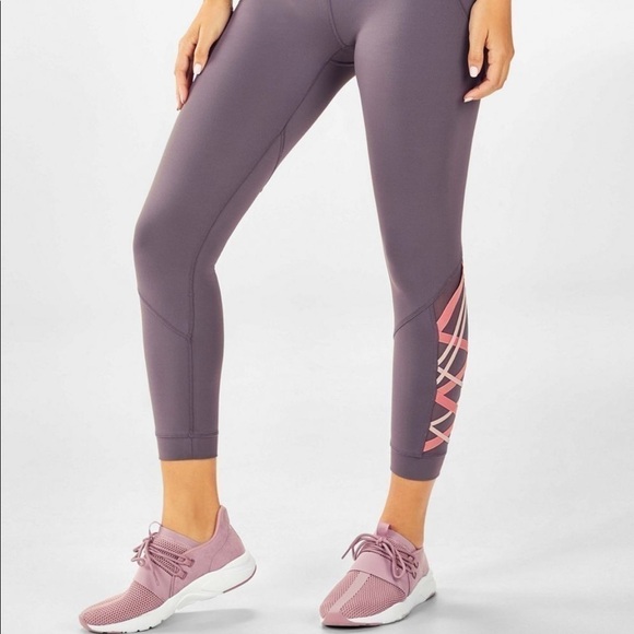 FABLETICS Dynamic High Waisted Lattice 7/8 Pants Black - Size S. - Picture 1 of 10